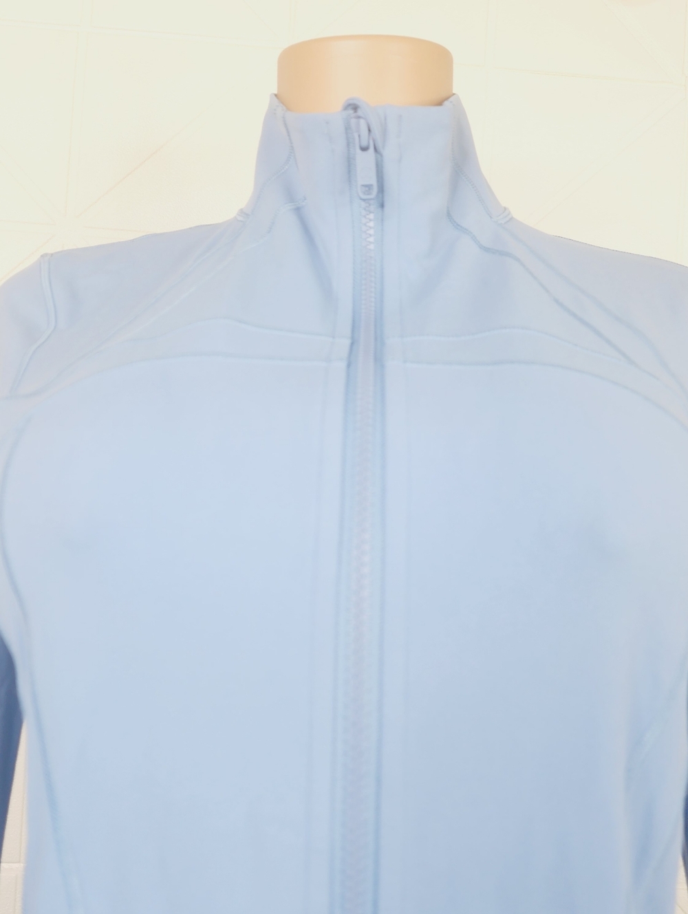 lululemon athletica Sky-Blue Full-Zip Utility Jacket - Picture 2 of 7